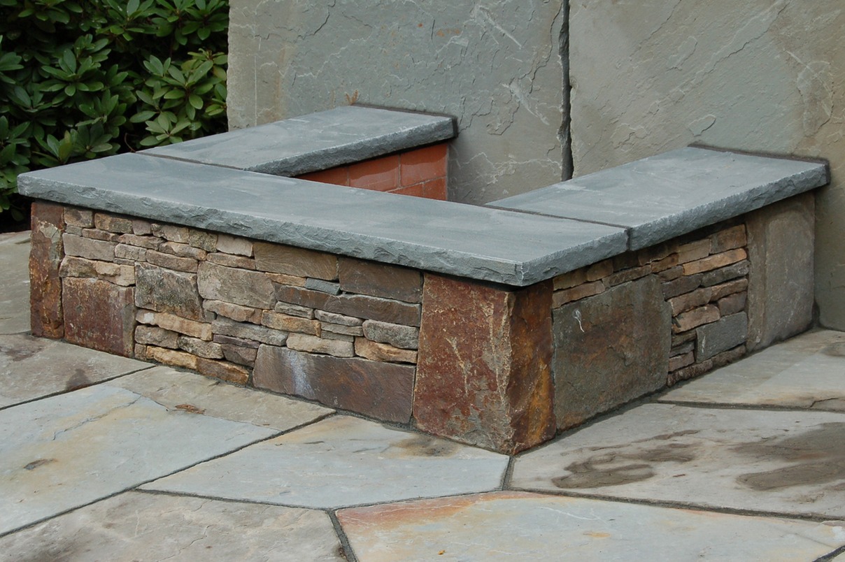 Fieldstone fire pit walls
